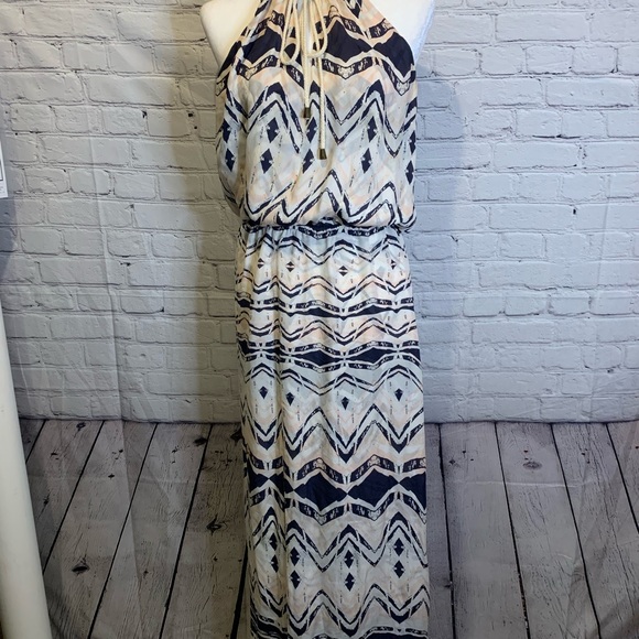 Parker Aztec Silk Maxi Dress with Tie Neck - M - Picture 2 of 10